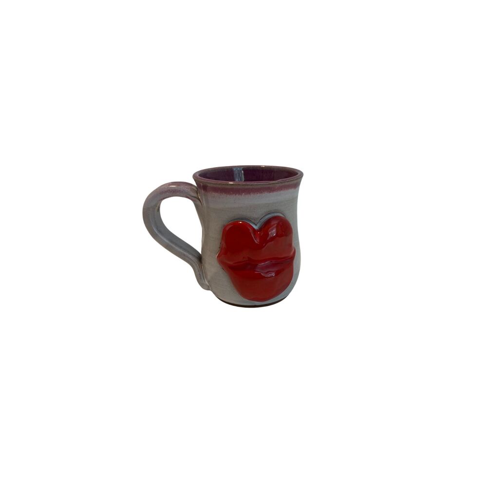 Mudworks Pottery 3D Red Lips Kiss Mug Signed Pop Art Mod USA 16 oz